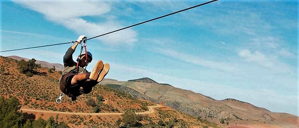 Les montagnes de l'Atlas autrement : 3 jours / 2 nuits + tyroliennes, pont de singe dans les montagnes ..........145  / personne  